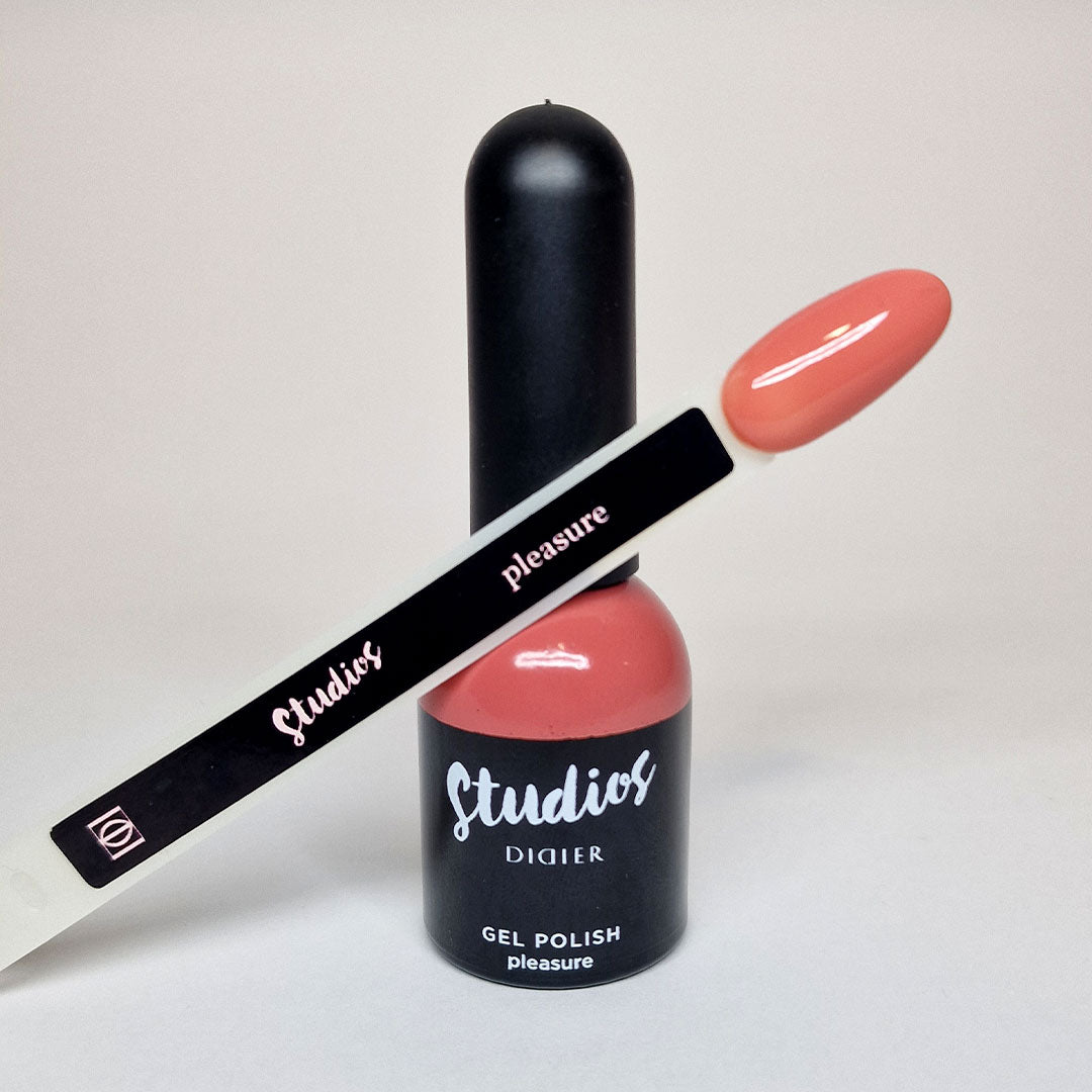 Gel lak Studios, pleasure, 8ml