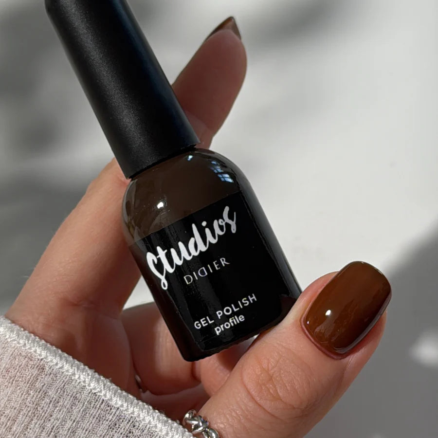 Gel lak Studios, profile, 8ml