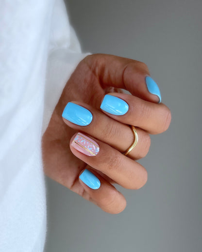 Gel lak Studios, vivid sky blue, 8ml
