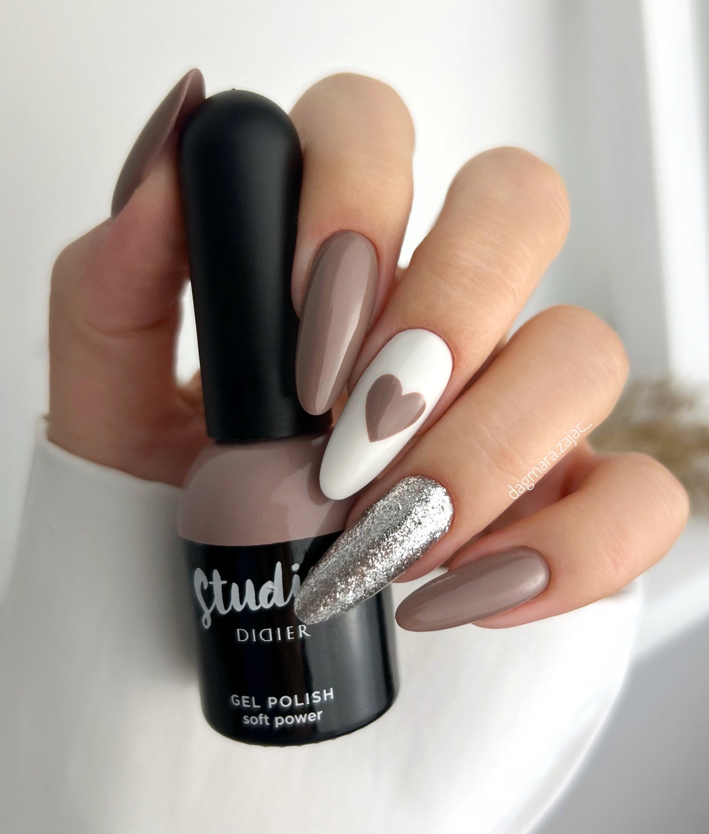 GEL LAK STUDIOS, SOFT POWER, 8ML