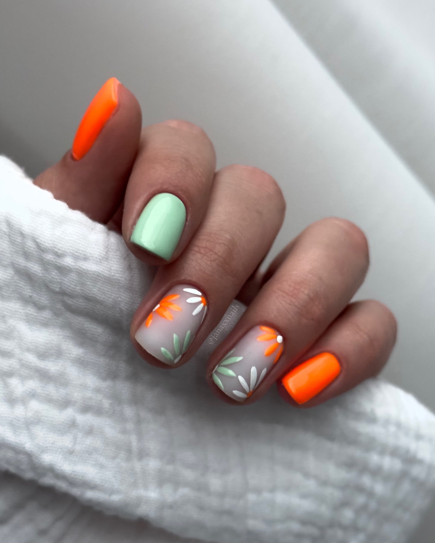 GEL LAK STUDIOS, BRAZILIAN, 8ML