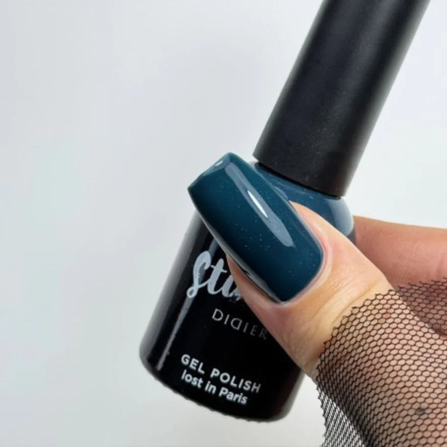 Gel lak Studios, LOST IN PARIS, 8ML